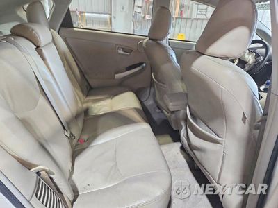 Zdjęcie 11 z 13 samochodu: 2011 TOYOTA PRIUS THREE VIN:JTDKN3DU8B5372605 - miniatura
