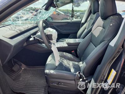 Zdjęcie 7 z 13 samochodu: 2026 TESLA MODEL Y VIN:7SAYGDEE7TA438238 - miniatura