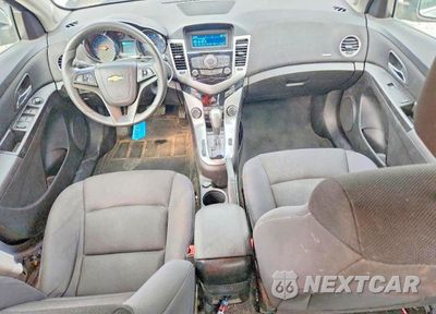 Zdjęcie 8 z 12 samochodu: 2015 CHEVROLET CRUZE LT VIN:1G1PC5SB3F7292592 - miniatura