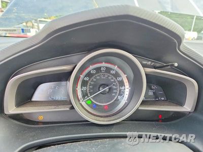 Zdjęcie 9 z 13 samochodu: 2016 MAZDA 3 SPORT VIN:JM1BM1K78G1302380 - miniatura