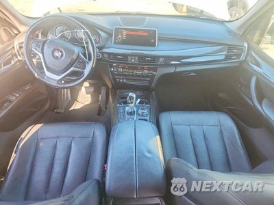 Zdjęcie 8 z 13 samochodu: 2015 BMW X5 XDRIVE35I VIN:5UXKR0C56F0P12140 - miniatura