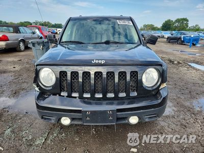 Piąte zdjęcie samochodu w środku: 2014 JEEP PATRIOT SPORT VIN:1C4NJPBB7ED909296 - miniatura