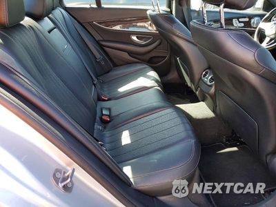 Zdjęcie 10 z 12 samochodu: 2017 MERCEDES-BENZ E 300 4MATIC VIN:WDDZF4KB4HA055171 - miniatura