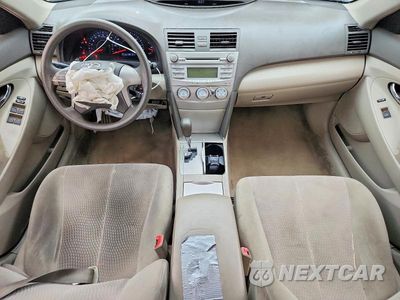 Zdjęcie 8 z 13 samochodu: 2010 TOYOTA CAMRY LE VIN:4T1BF3EK9AU008669 - miniatura