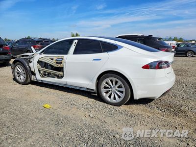 Drugie zdjęcie samochodu z przodu: 2017 TESLA MODEL S 85D VIN:5YJSA1E18HF209240 - miniatura