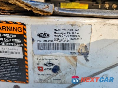 Zdjęcie 12 z 13 samochodu: 2013 MACK 600 MRU600 VIN:1M2AV17C7DM010353 - miniatura