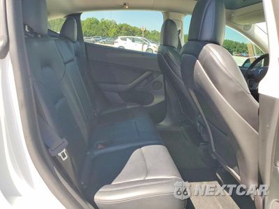Zdjęcie 11 z 13 samochodu: 2022 TESLA MODEL Y VIN:7SAYGDEE5NF385822 - miniatura