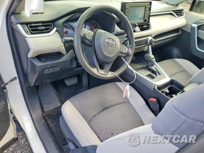 Zdjęcie 8 z 13 samochodu: 2019 TOYOTA RAV4 XLE VIN:JTMP1RFV9KD501290 - miniatura
