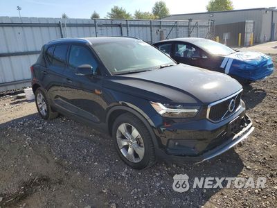 Czwarte zdjęcie samochodu z boku: 2021 VOLVO XC40 T5 MOMENTUM VIN:YV4162UK3M2424922 - miniatura