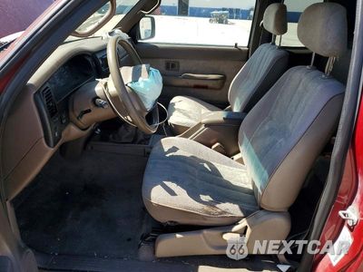 Zdjęcie 7 z 12 samochodu: 2000 TOYOTA TACOMA V6 VIN:4TAWN72N8YZ621146 - miniatura