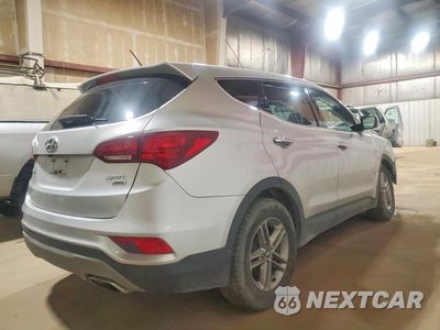 Trzecie zdjęcie samochodu z tyłu: 2018 HYUNDAI SANTA FE SPORT 2.4L VIN:5XYZTDLB1JG552170 - miniatura
