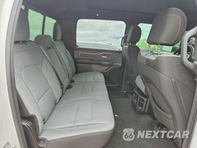 Zdjęcie 10 z 13 samochodu: 2023 RAM 1500 BIG HORN/LONE STAR VIN:1C6RRFFG1PN557332 - miniatura