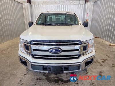 Piąte zdjęcie samochodu w środku: 2018 FORD F150 SUPER CAB VIN:1FTEX1C53JFE11003 - miniatura