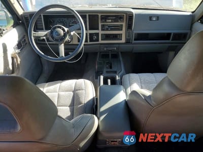 Zdjęcie 8 z 13 samochodu: 1990 JEEP CHEROKEE LAREDO VIN:1J4FJ58L4LL148491 - miniatura