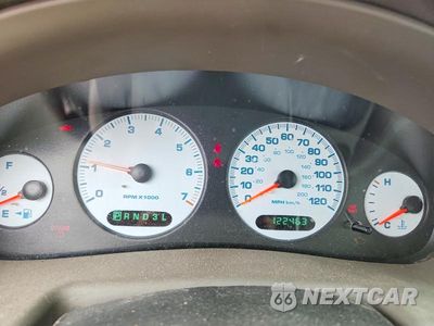 Zdjęcie 9 z 12 samochodu: 2004 DODGE INTREPID SE VIN:2B3HD46R74H602935 - miniatura