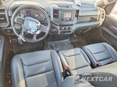 Zdjęcie 8 z 12 samochodu: 2022 RAM 1500 TRADESMAN VIN:1C6RRFNG2NN171517 - miniatura