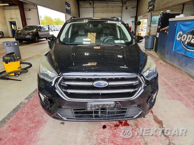 Piąte zdjęcie samochodu w środku: 2017 FORD ESCAPE TITANIUM VIN:1FMCU9JD7HUC89708 - miniatura