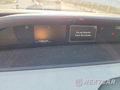 Zdjęcie 9 z 12 samochodu: 2018 TOYOTA PRIUS FOUR VIN:JTDKARFUXJ3060565 - miniatura