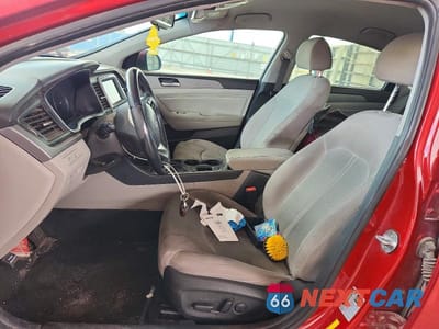 Zdjęcie 7 z 12 samochodu: 2018 HYUNDAI SONATA SEL VIN:5NPE34AF2JH605472 - miniatura