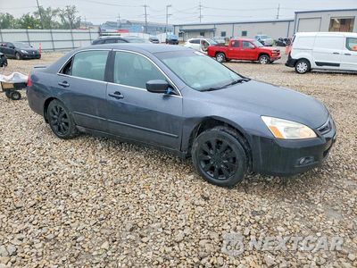 Czwarte zdjęcie samochodu z boku: 2007 HONDA ACCORD SE VIN:1HGCM66427A015409 - miniatura