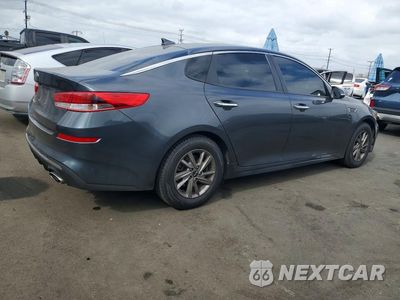 Trzecie zdjęcie samochodu z tyłu: 2020 KIA OPTIMA LX VIN:5XXGT4L37LG448256 - miniatura