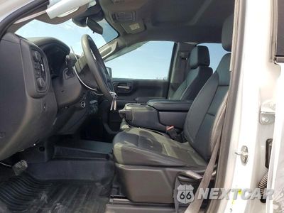 Zdjęcie 7 z 12 samochodu: 2024 CHEVROLET SILVERADO K1500 VIN:3GCPDAEK0RG176834 - miniatura