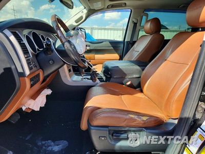 Zdjęcie 7 z 12 samochodu: 2012 TOYOTA TUNDRA CREWMAX LIMITED VIN:5TFHY5F12CX256757 - miniatura