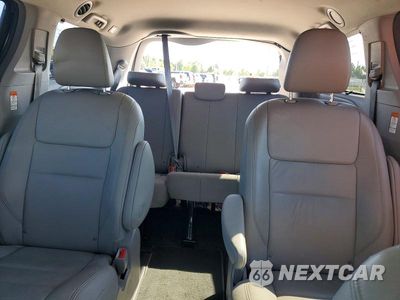 Zdjęcie 10 z 13 samochodu: 2019 TOYOTA SIENNA XLE PREMIUM 7-PASSENGER VIN:5TDDZ3DC8KS218362 - miniatura