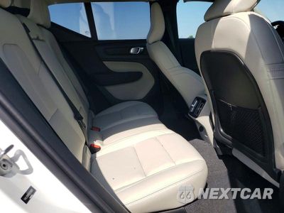 Zdjęcie 10 z 12 samochodu: 2024 VOLVO XC40 ULTIMATE VIN:YV4L12UM2R2376975 - miniatura