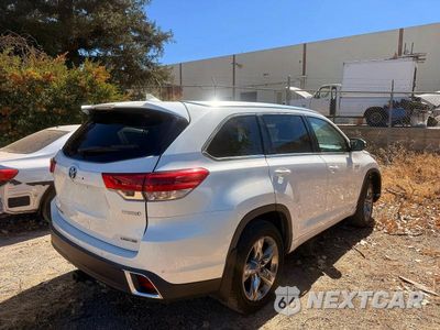 Zdjęcie 13 z 14 samochodu: 2019 TOYOTA HIGHLANDER HYBRID LIMITED PLATINUM VIN:5TDDGRFH0KS059077 - miniatura