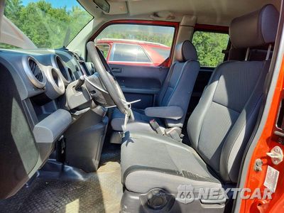 Zdjęcie 7 z 12 samochodu: 2004 HONDA ELEMENT EX VIN:5J6YH28594L023363 - miniatura