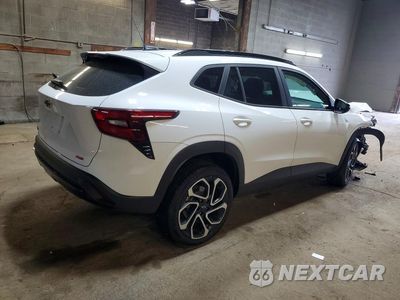 Trzecie zdjęcie samochodu z tyłu: 2025 CHEVROLET TRAX 2RS VIN:KL77LJEP6SC018082 - miniatura