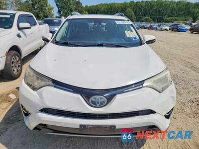 Piąte zdjęcie samochodu w środku: 2017 TOYOTA RAV4 HYBRID XLE VIN:JTMRJREV7HD079572 - miniatura