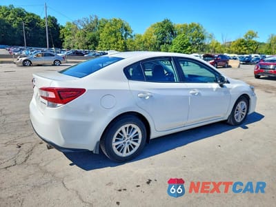 Trzecie zdjęcie samochodu z tyłu: 2018 SUBARU IMPREZA PREMIUM VIN:4S3GKAB63J3607185 - miniatura
