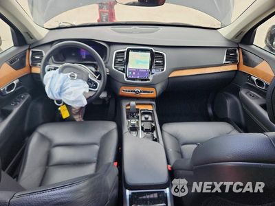 Zdjęcie 8 z 13 samochodu: 2024 VOLVO XC90 PLUS VIN:YV4062JE8R1255102 - miniatura