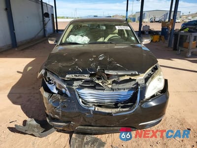 Piąte zdjęcie samochodu w środku: 2013 CHRYSLER 200 LIMITED VIN:1C3CCBCG7DN513798 - miniatura