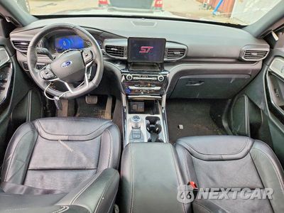 Zdjęcie 8 z 13 samochodu: 2023 FORD EXPLORER ST VIN:1FM5K8GC6PGC11621 - miniatura