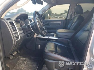 Zdjęcie 7 z 12 samochodu: 2017 RAM 1500 SLT VIN:1C6RR7TT2HS862719 - miniatura