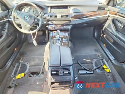Zdjęcie 8 z 12 samochodu: 2014 BMW 528 XI VIN:WBA5A7C59ED219717 - miniatura