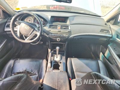 Zdjęcie 8 z 12 samochodu: 2008 HONDA ACCORD EXL VIN:1HGCP26888A093262 - miniatura