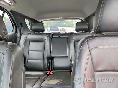 Zdjęcie 10 z 13 samochodu: 2019 CHEVROLET EQUINOX PREMIER VIN:3GNAXNEV0KS531803 - miniatura