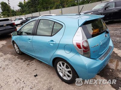 Drugie zdjęcie samochodu z przodu: 2013 TOYOTA PRIUS C THREE VIN:JTDKDTB37D1035494 - miniatura