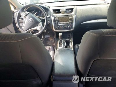 Zdjęcie 8 z 12 samochodu: 2017 NISSAN ALTIMA 2.5 S VIN:1N4AL3AP5HN329001 - miniatura