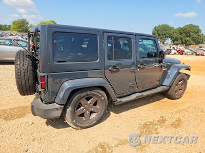 Trzecie zdjęcie samochodu z tyłu: 2016 JEEP WRANGLER UNLIMITED SPORT VIN:1C4BJWDG4GL193732 - miniatura