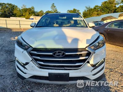 Piąte zdjęcie samochodu w środku: 2018 HYUNDAI TUCSON VALUE VIN:KM8J3CA24JU756076 - miniatura