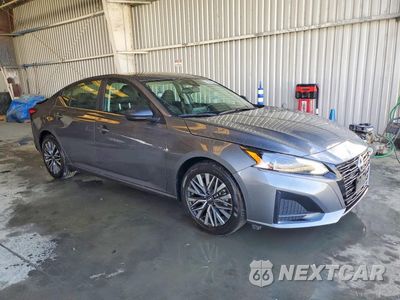 Czwarte zdjęcie samochodu z boku: 2026 NISSAN ALTIMA SV VIN:1N4BL4DV1TN355396 - miniatura