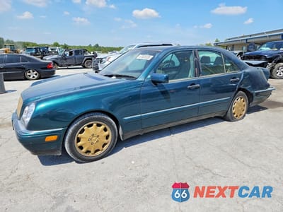1996 MERCEDES-BENZ E 320 WDBJF55F4TJ013733 - główne zdjęcie licytacji z USA - miniatura
