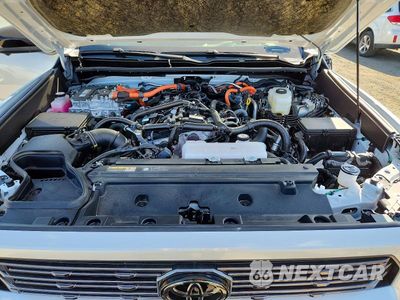 Zdjęcie 11 z 13 samochodu: 2026 TOYOTA 4RUNNER PLATINUM HV VIN:JTEVB5BR5T5042515 - miniatura