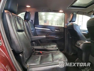 Zdjęcie 11 z 13 samochodu: 2016 TOYOTA HIGHLANDER LIMITED VIN:5TDYKRFH8GS126922 - miniatura