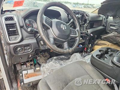 Zdjęcie 8 z 12 samochodu: 2019 RAM 5500 VIN:3C7WRMAL3KG648160 - miniatura